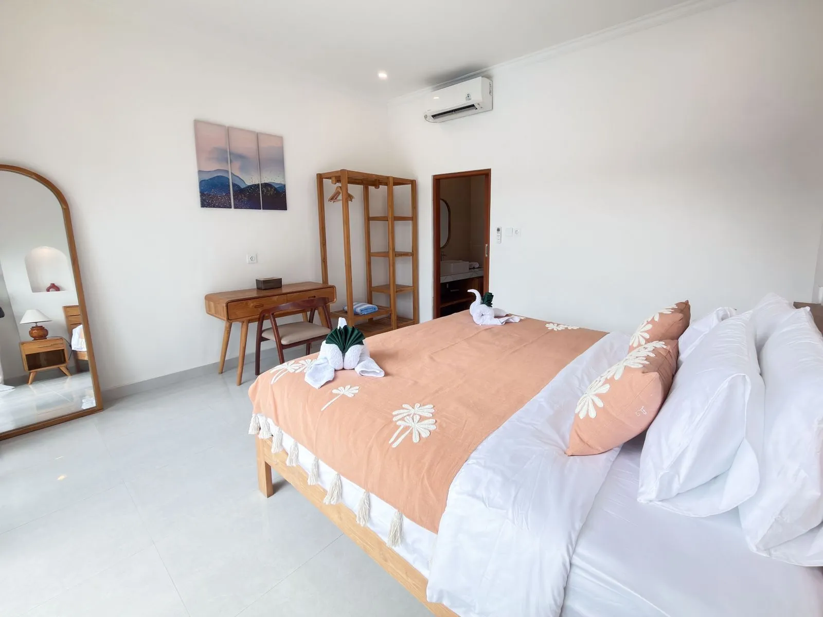 3BR VILLA SESEH in Seseh - Image 5