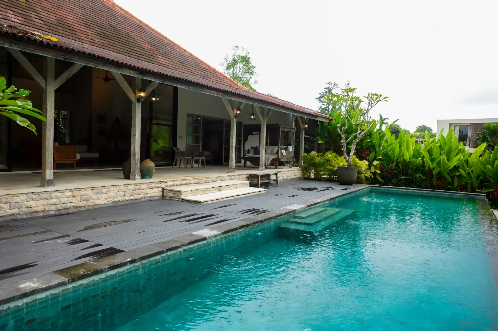 4-Bedroom Riverside Villa with Infinity Pool and Rice Field Views in Buduk in Pererenan - Image 2