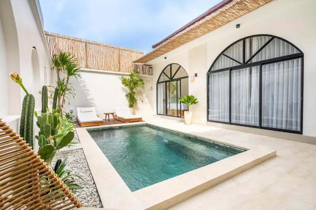 2 BR VILLA IN JIMBARAN in Uluwatu - Image 2