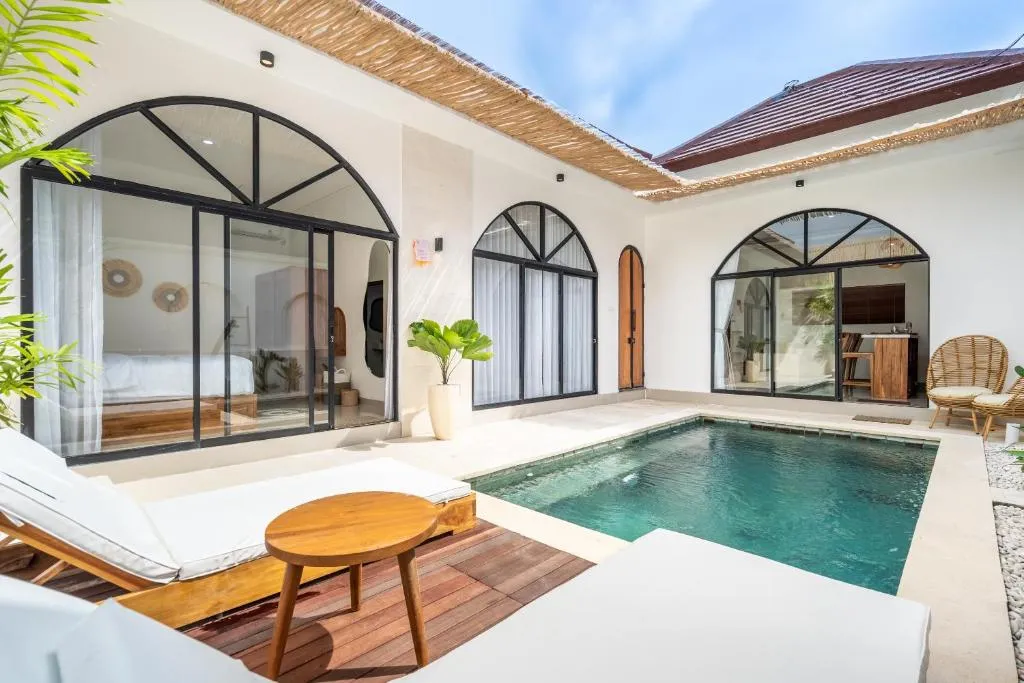 2 BR VILLA IN JIMBARAN in Uluwatu - Image 3