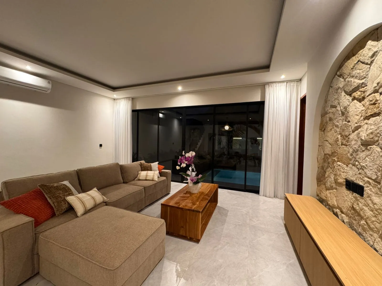 Villa For Rent 3 Bed In Munggu,Tabanan Bali EK-3986 in Pererenan - Image 5