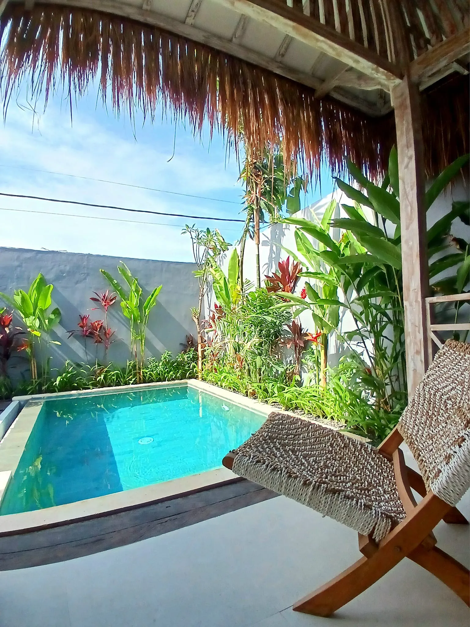 Wooden House with Private Pool in Pererenan - Image 2