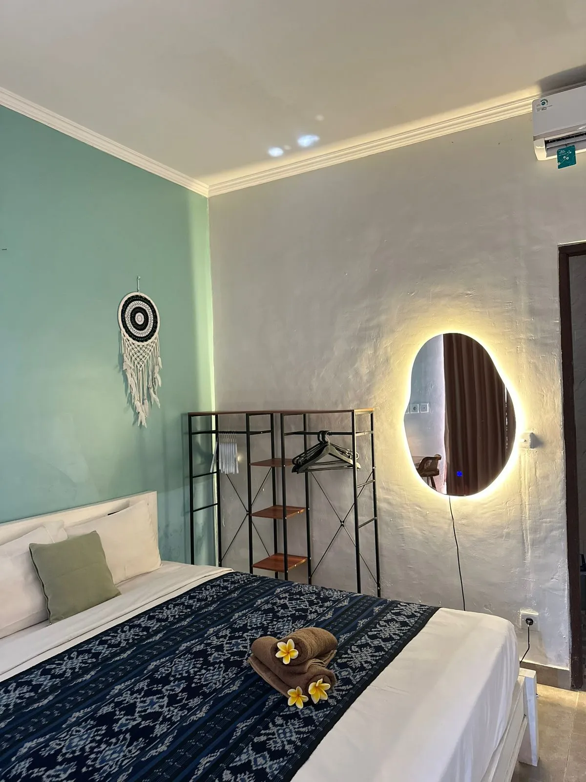 Room at berawa canggu for monthly rent in Canggu - Image 3