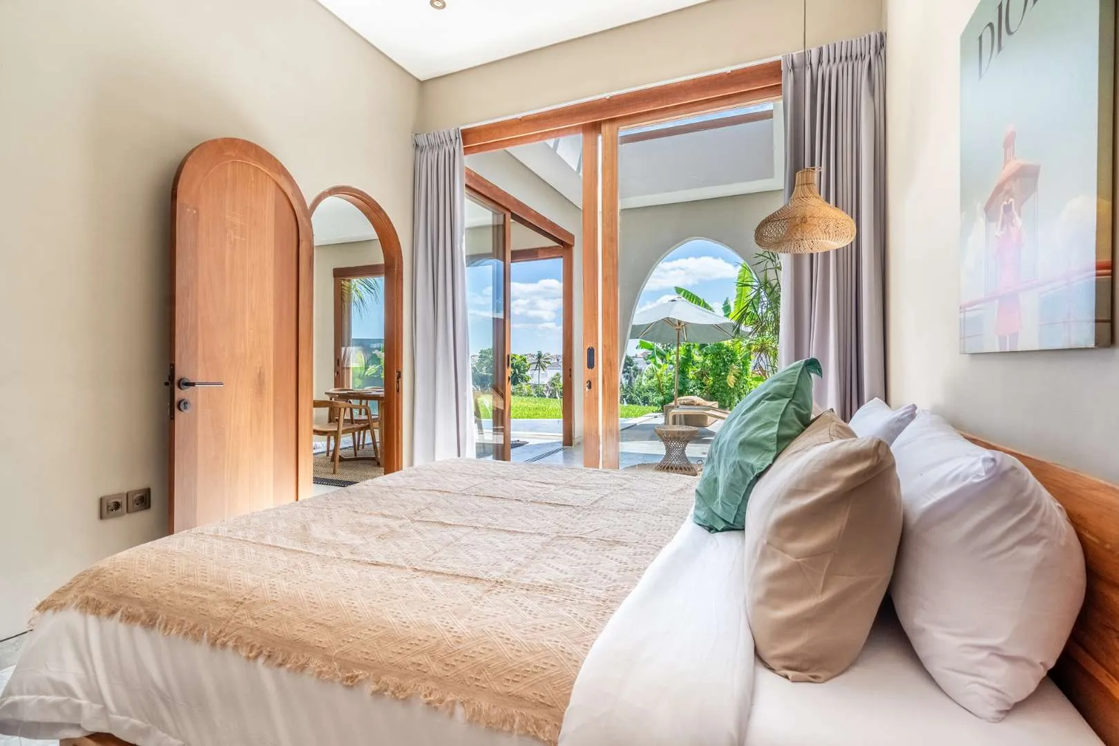 3BR Villa with Rice Field Views in Pererenan in Canggu - Image 5