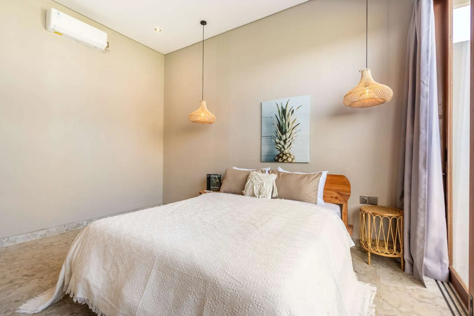 3BR Villa with Rice Field Views in Pererenan in Canggu - Image 4