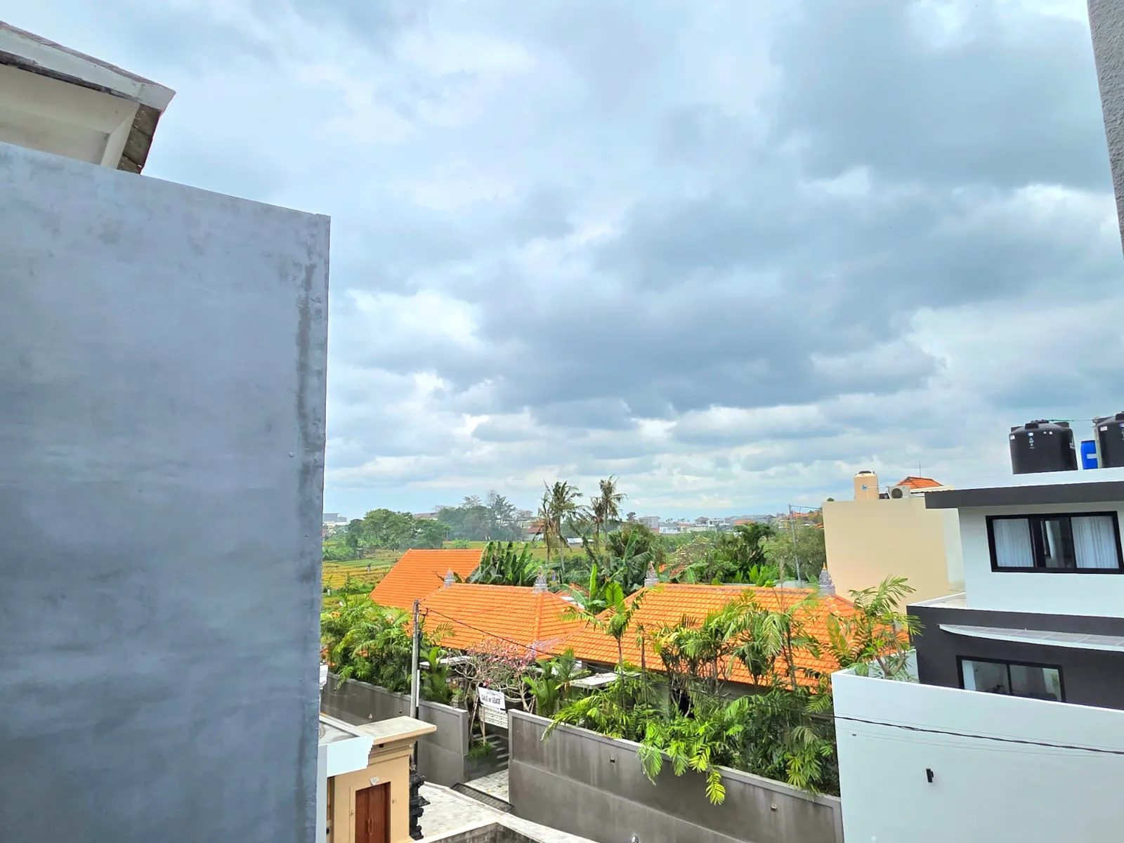 MM 34- FOR RENT VILLA LOCATED AT TUMBAK BAYUH  in Pererenan - Image 4