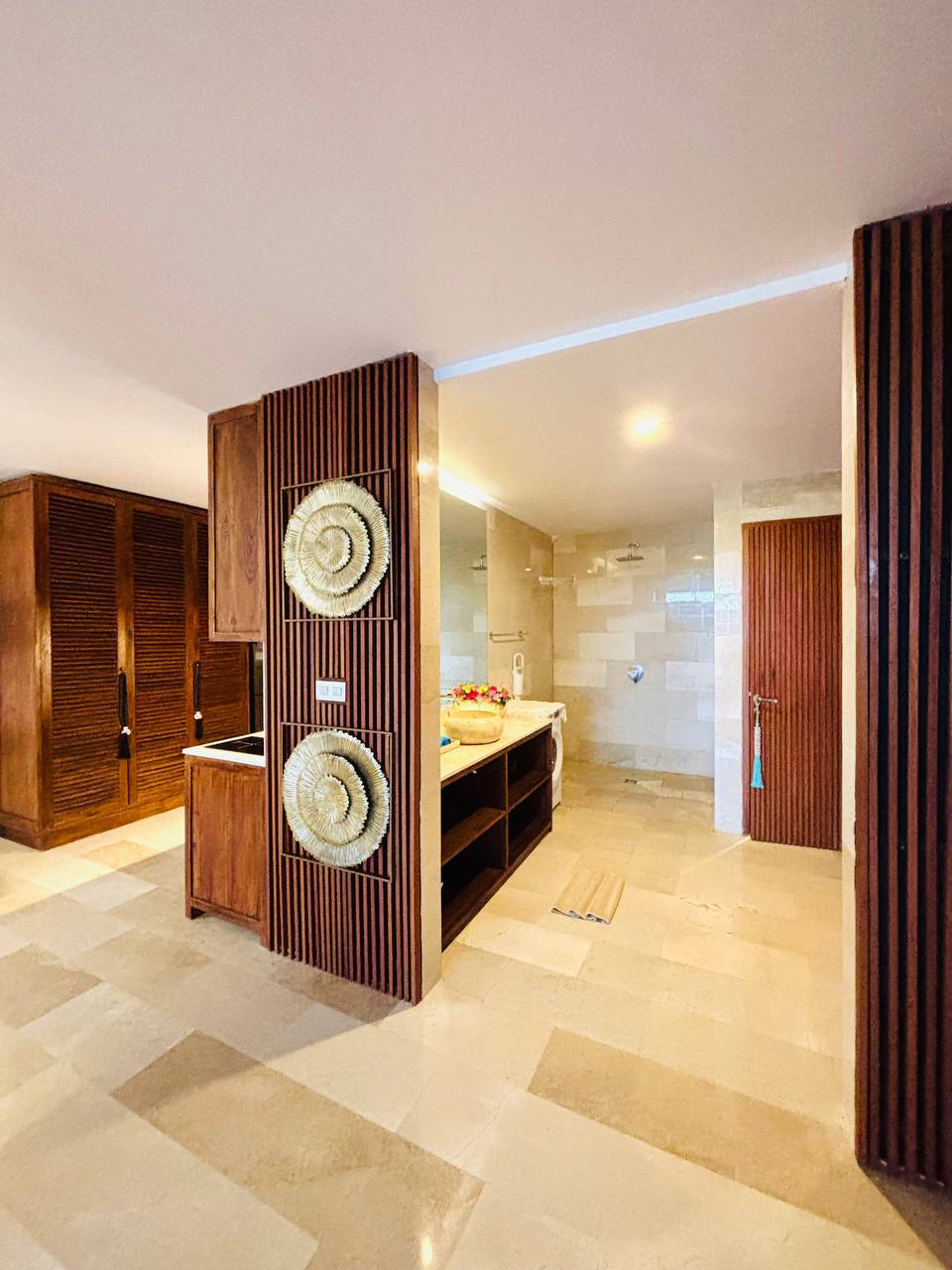 Your Private Spacious Penthouse in the Heart of Ubud in Ubud - Image 4