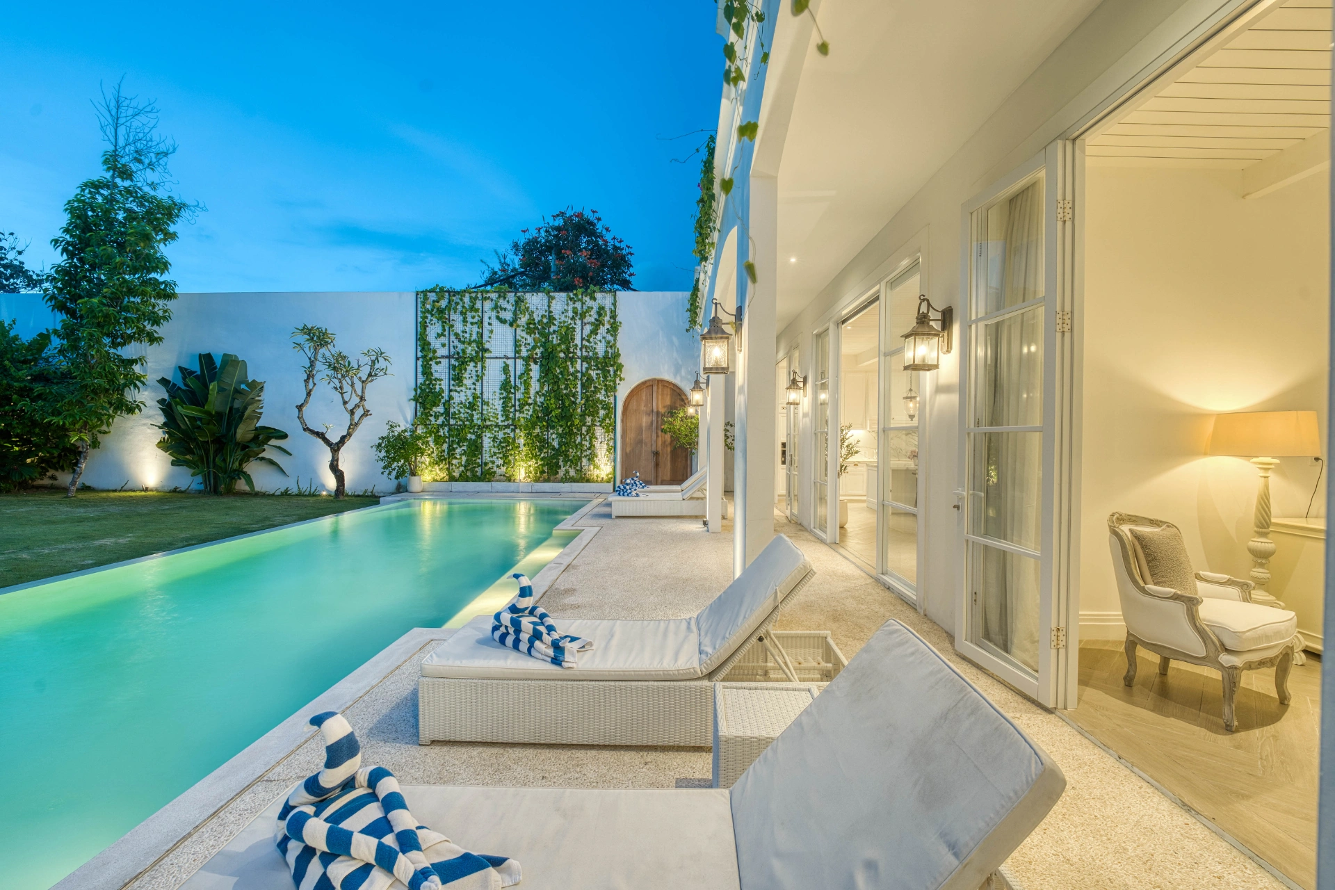 Villa J’adore 4BR Villa w/ Ocean View in Berawa