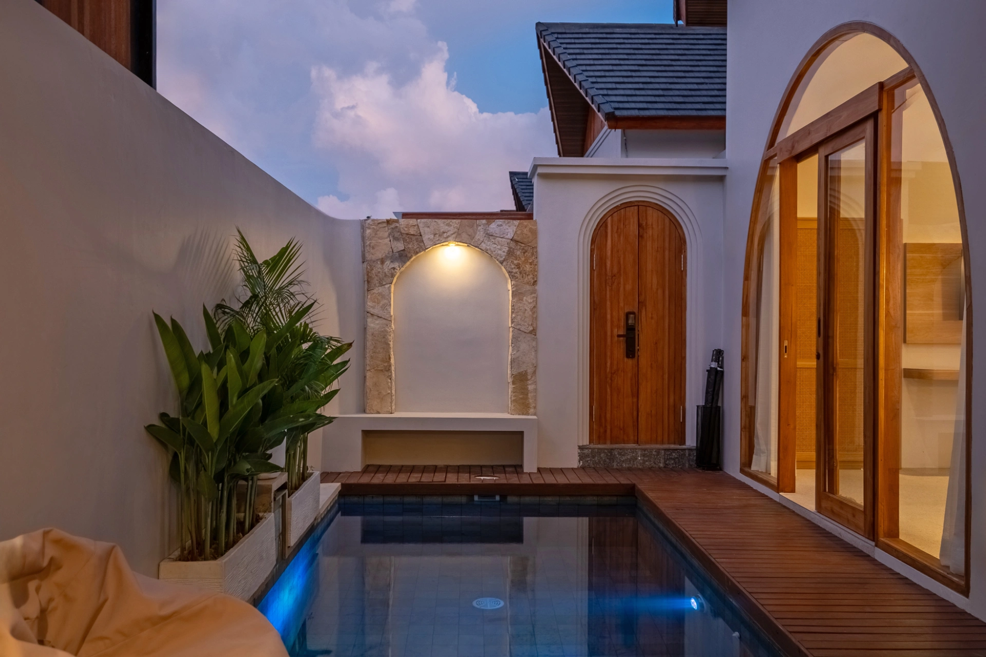 Mitch Gateaway - Luxe 2BR Ubud Haven: Pool & Serene Paddy View
