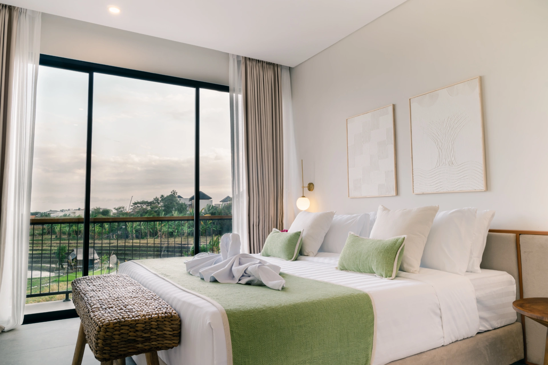 Finally, a modern 2BR villa in Canggu that loves your pets as much as you do! 🐾