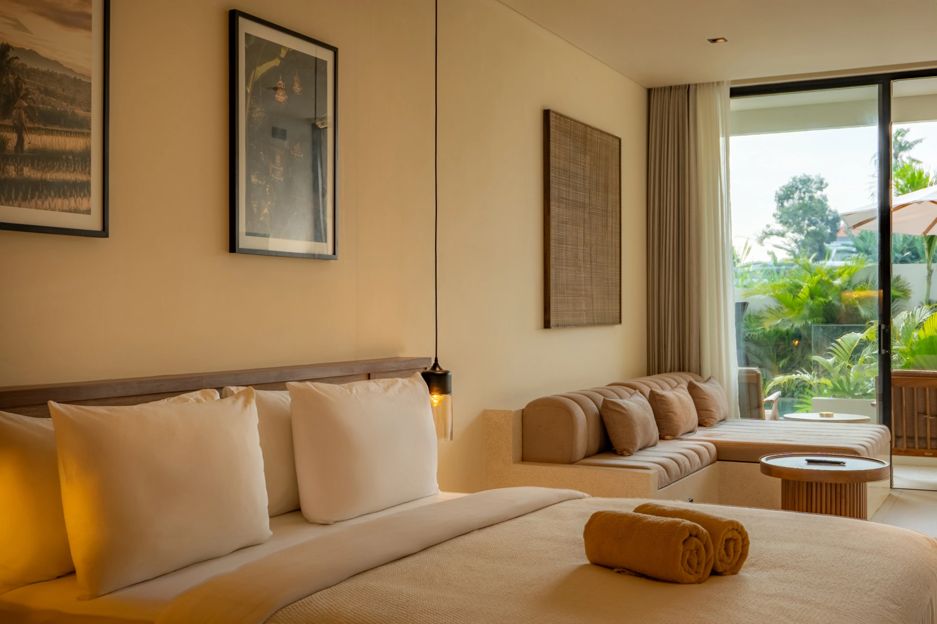 STB Hotel - 1BR Canggu By The Pool Studio | Workspace