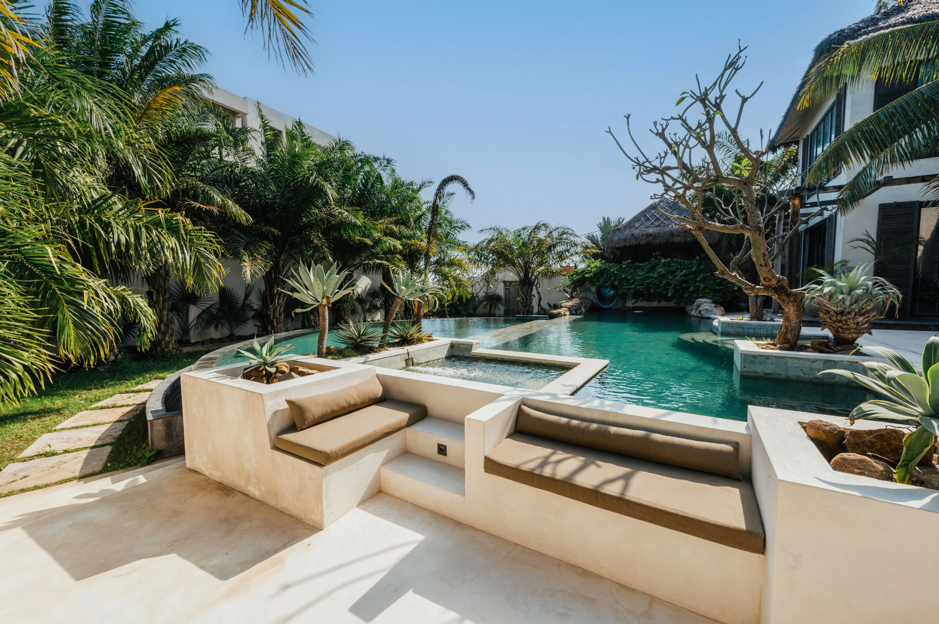 6BR Luxury Villa Near Seseh Beach