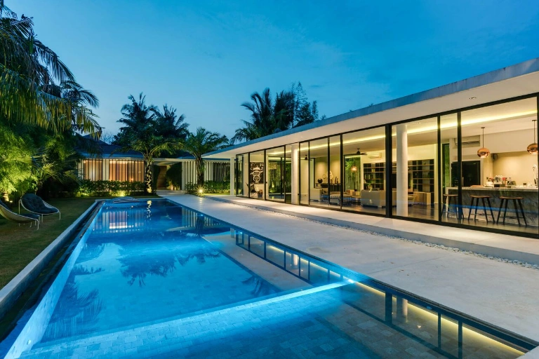 The Ultimate Flex: 16 Are land, 5 Bedrooms, and a 20m lap pool - IBAR17