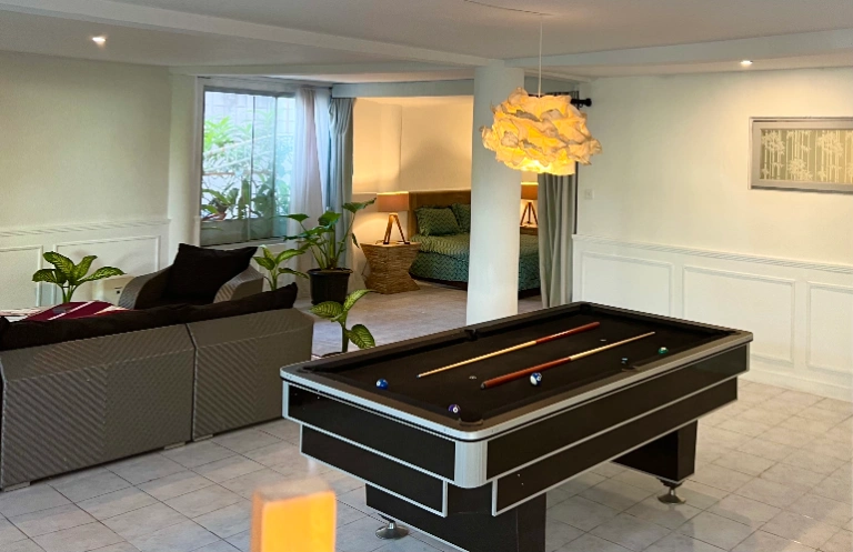 LARGE APARTMENT 150 MQ G.F. - UMALAS - LOW YEARLY RATE in Seminyak - Image 4