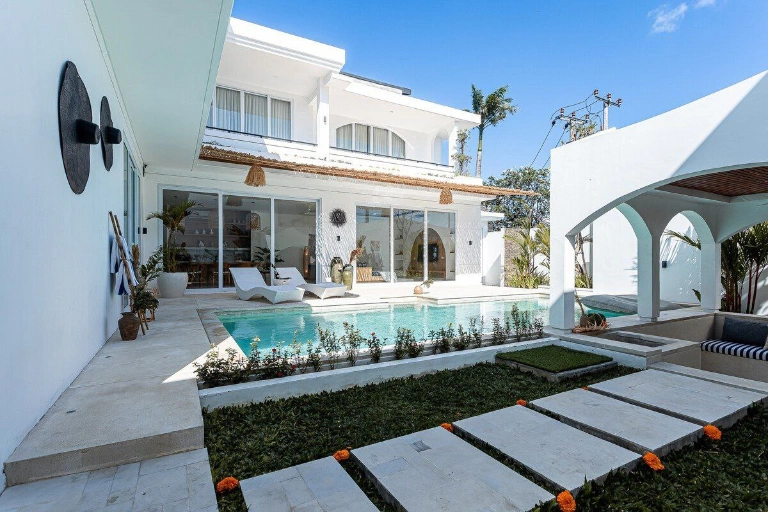 4bR Close to Beach (Video included in this [post)