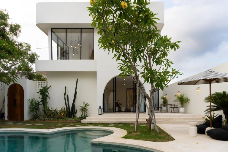 Available for rent  A Luxury 4 bedrooms villa close to beach 🏖️