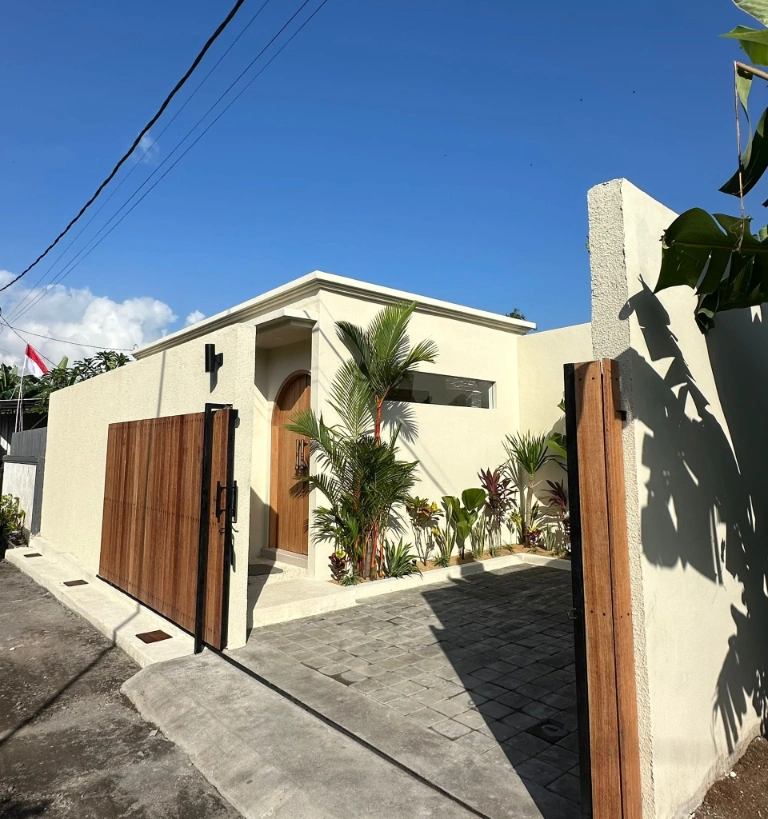 1-Bedroom Villa with Modern Tropical Design in Nyanyi