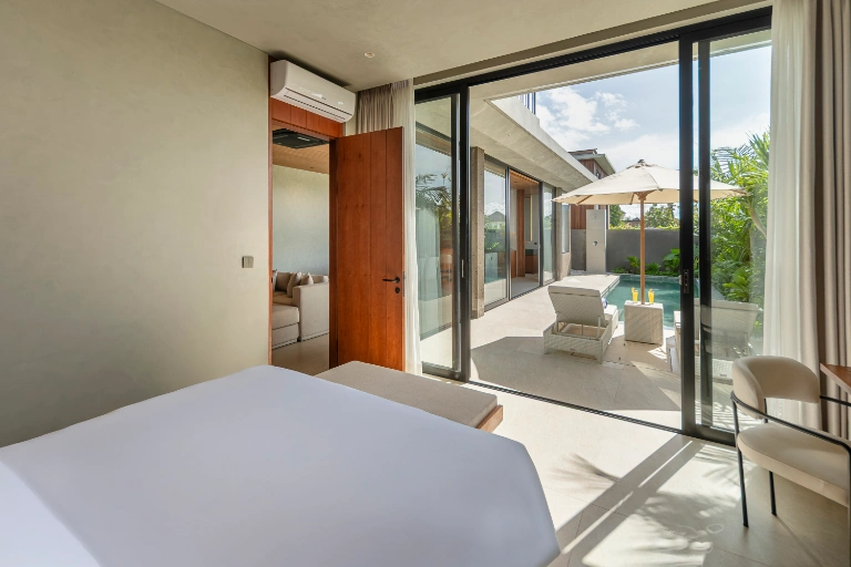 Umalas Signature Villa – Designer 3BR Private Pool Villa with Ricefield View in Canggu - Image 3