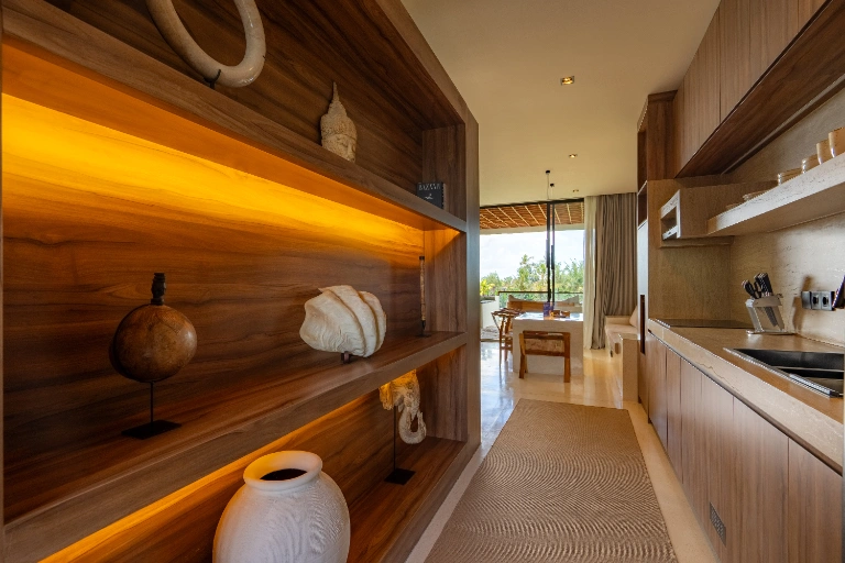 Sore Tumbak Bayuh Studio - Canggu 1BR Studio | Pool Balcony & Workstation in Pererenan - Image 5