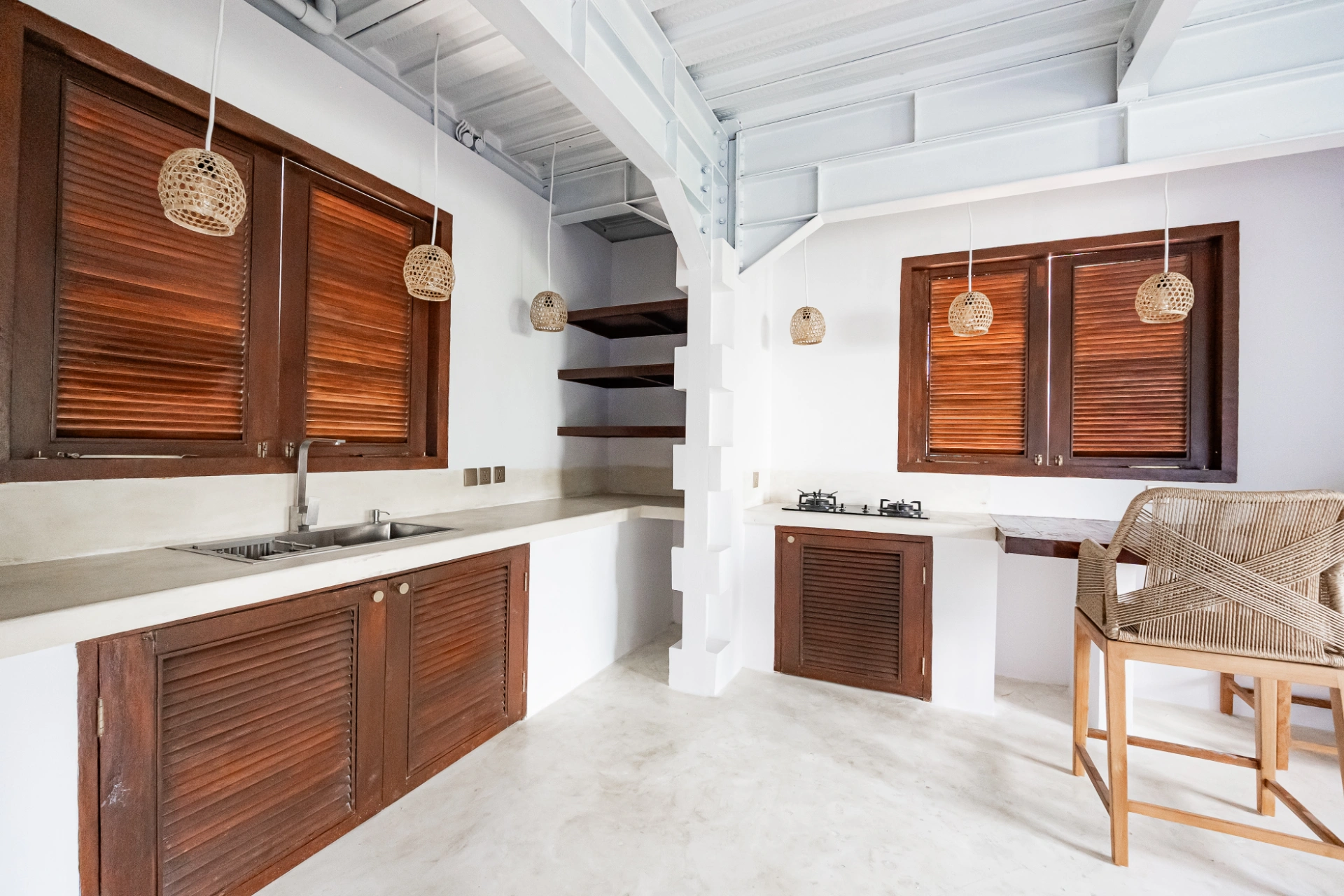 Modern Hilltop Studio w/ Resort Pool Access – Penestanan, Ubud