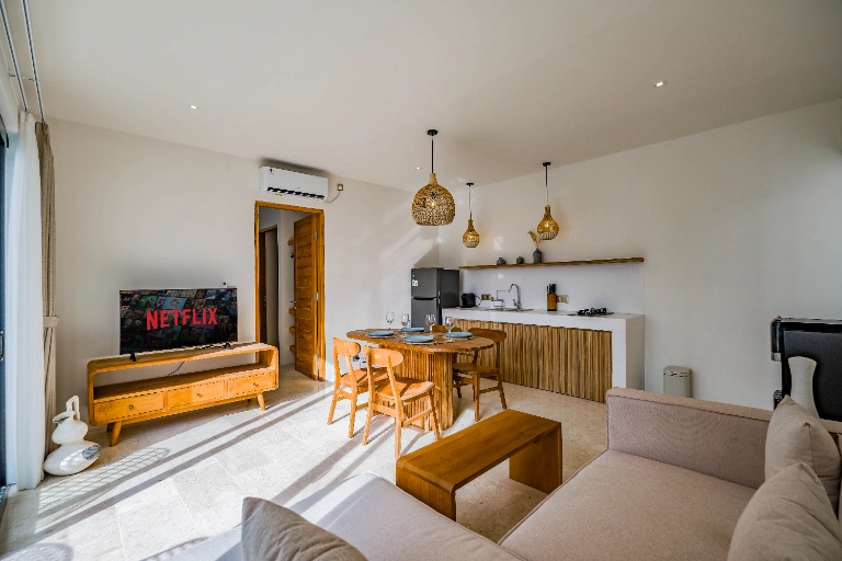 Modern 1BR Apartment w/ Pool & Sunset Views in Canggu - Image 2