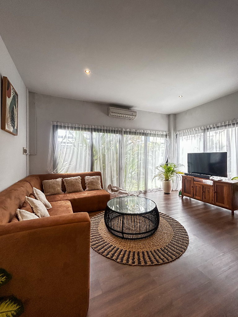 3 Bedrooms Villa in Canggu - 6 Minutes to Berawa Beach in Canggu - Image 2