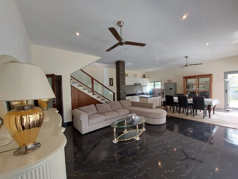 DIJUAL VILLA DI UNGASAN , BADUNG - BALI | IT 092  in Uluwatu - Image 3