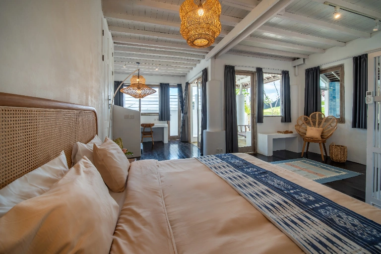 Villa Kopi – Spacious 6BR Ricefield View Villa with Infinity Pool in Canggu - Image 4