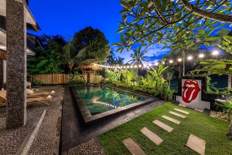 Sairam Community – A Peaceful 7-Bedroom Balinese Retreat with Rice Field View in Ubud - Image 2