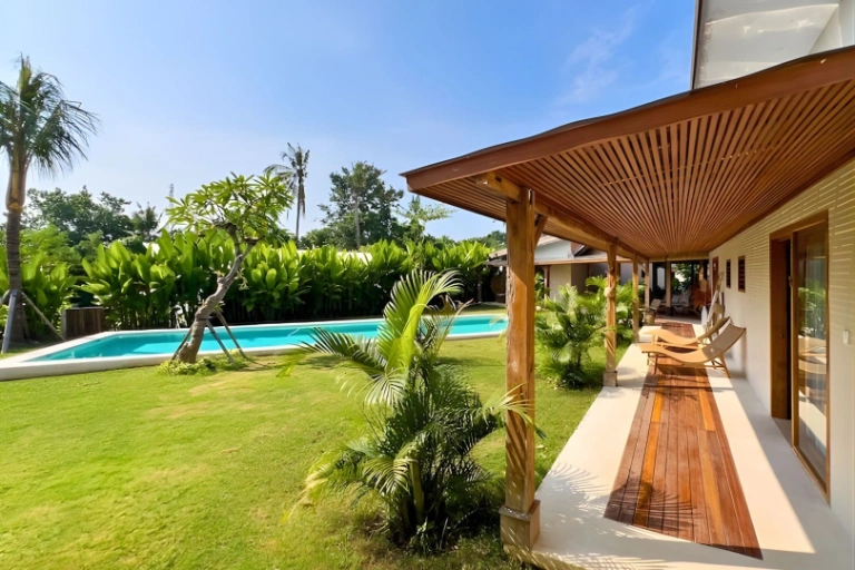 LEASEHOLD 3BR Combined Joglo & Modern Architecture Villa - Prime Location in Tabanan - Image 3