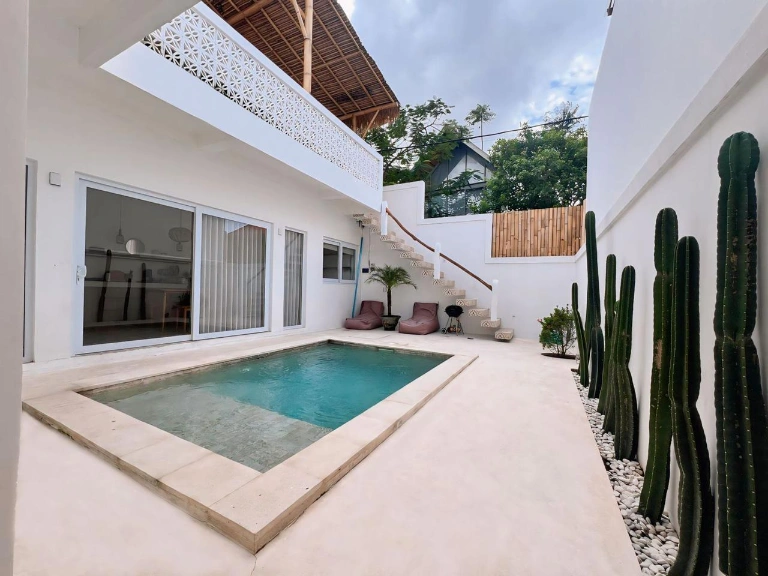 Modern 1BR Villa + Study w/ Rooftop  in Canggu - Image 3