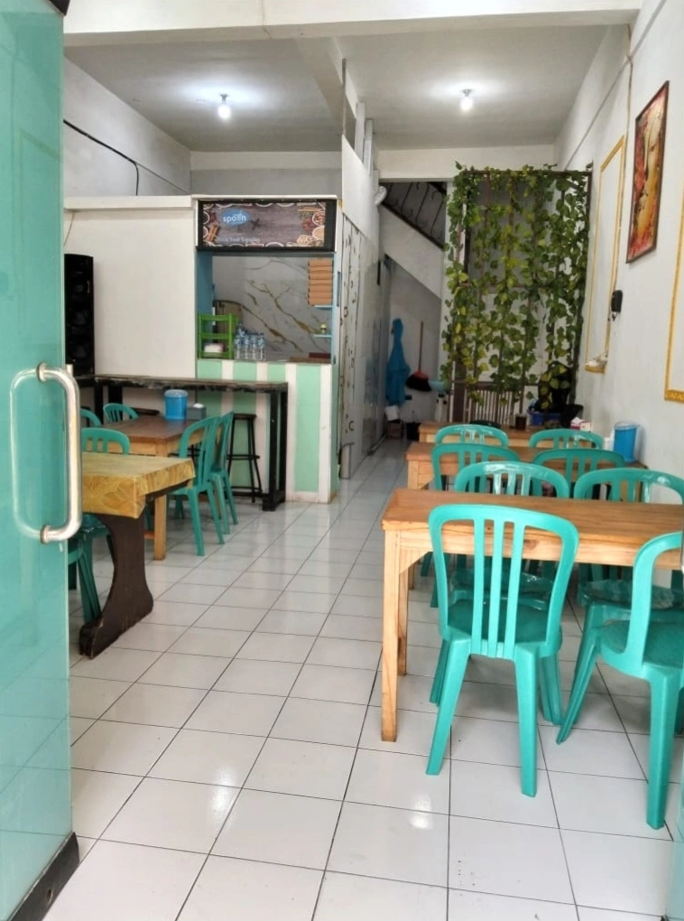 Ruko 2lantai  Resto benesari Legian Kuta bali in Kuta - Image 2