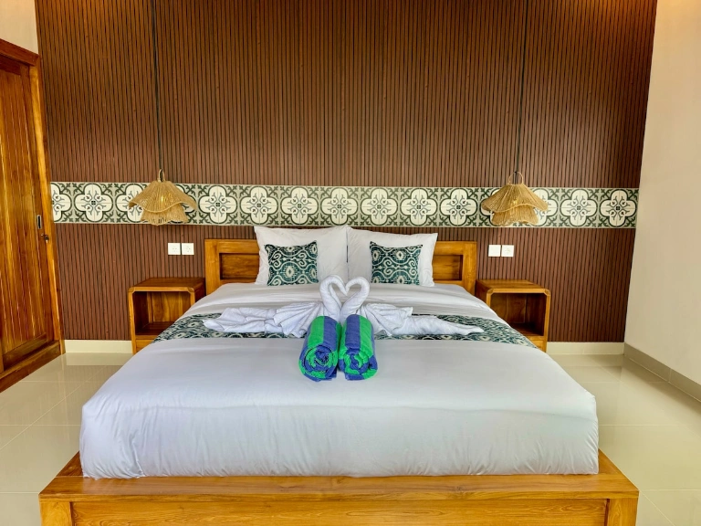 Moonlight Heaven Stylish 2-BR Pool villa near Ubud in Ubud - Image 2
