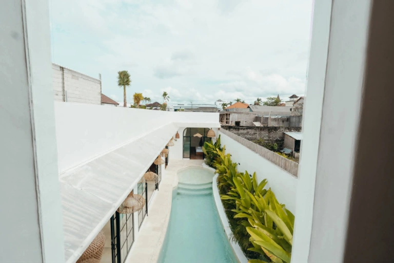 A BRAND NEW 3 BEDROOMS LUXURY VILLA IN UMALAS in Canggu - Image 2