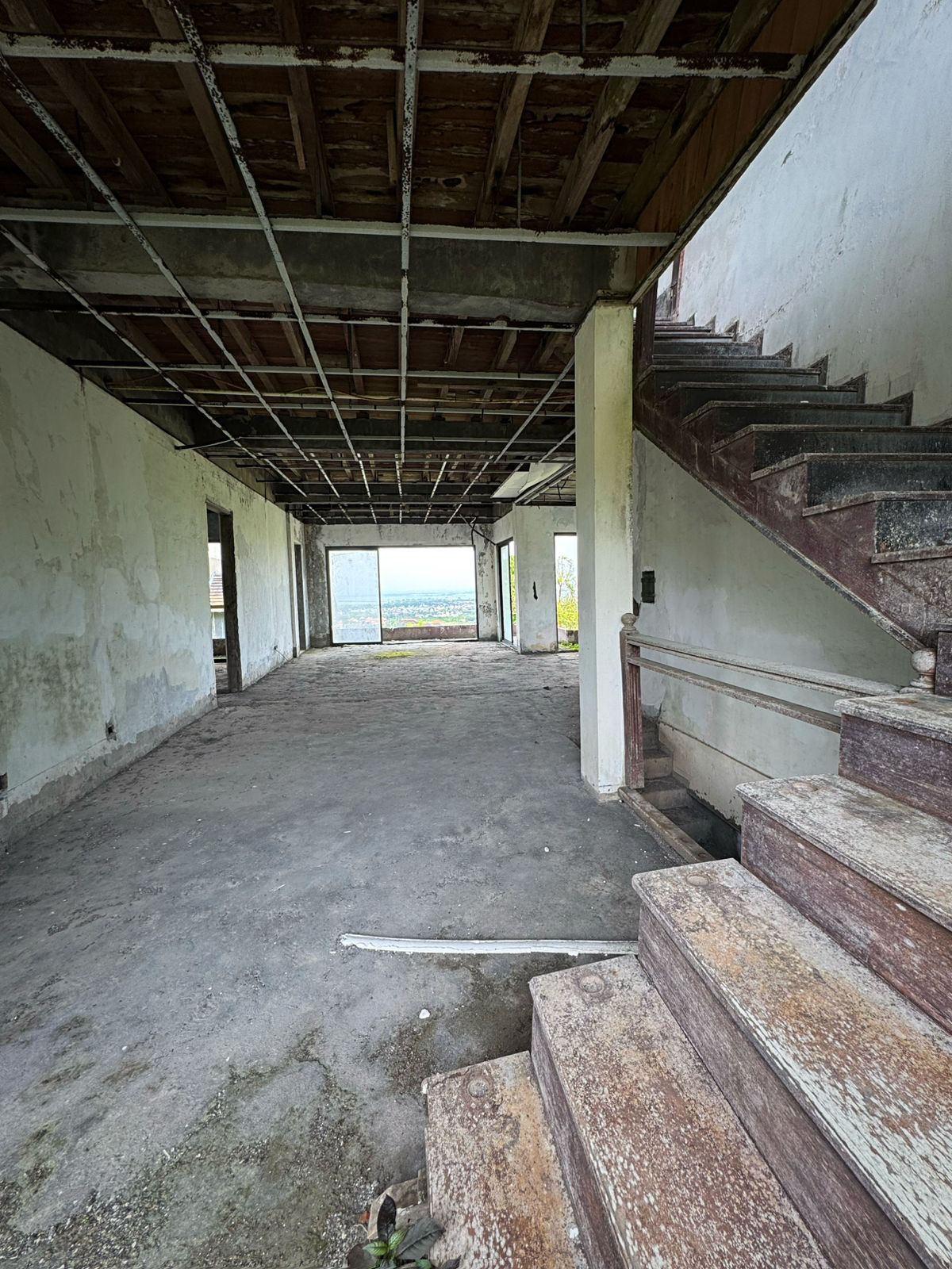 SALE VILLA FOR RENOVATION in Nusa Dua - Image 3