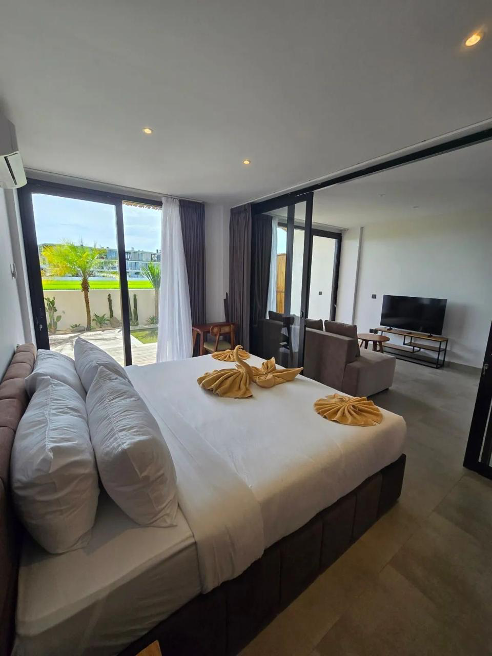 ✨ BRAND NEW 1BR PRIVATE POOL VILLA – PERERENAN in Pererenan - Image 5