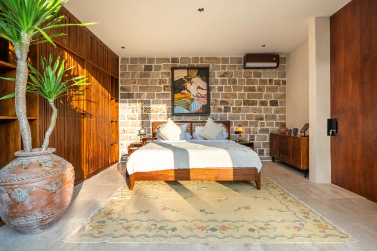Villa Stone Castle – Mediterranean Calm with Rice Field Views in Berawa in Canggu - Image 4