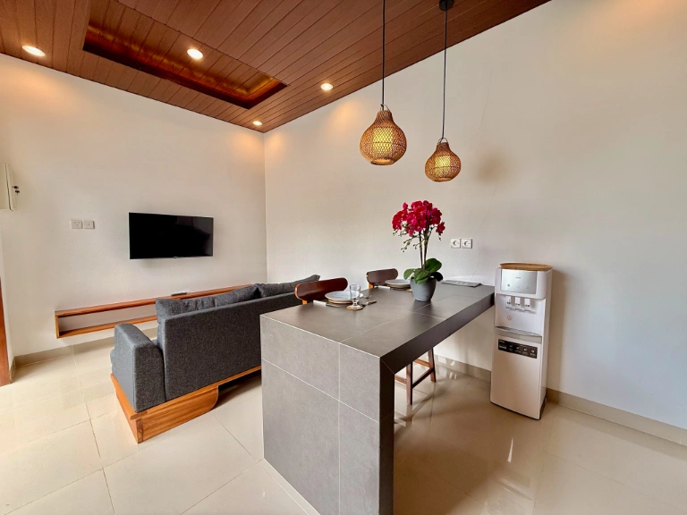 Stylish pool villa near Ubud in Ubud - Image 3