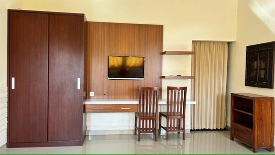 A spacious room in a guesthouse South of Ubud in Ubud - Image 4