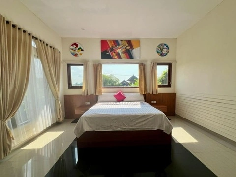 A spacious room in a guesthouse South of Ubud in Ubud - Image 2