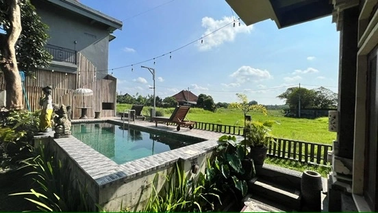 A spacious room in a guesthouse South of Ubud in Ubud - Image 5