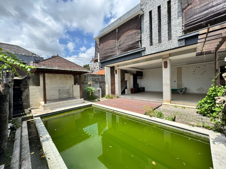 DIJUAL VILLA JALAN UTAMA BERAWA - NELAYAN, CANGGU | RG 165 in Canggu - Image 4