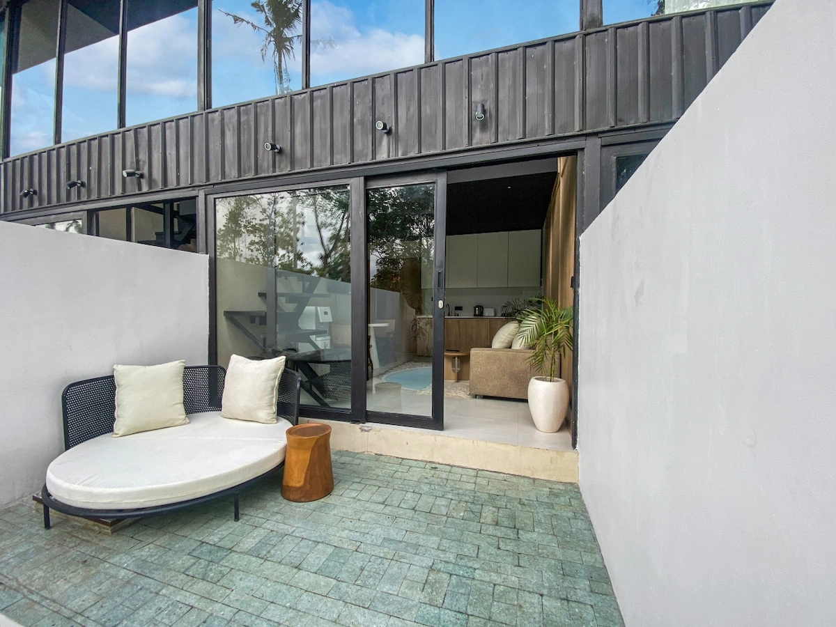 Villa Ayu By Local Property Team in Canggu - Image 3