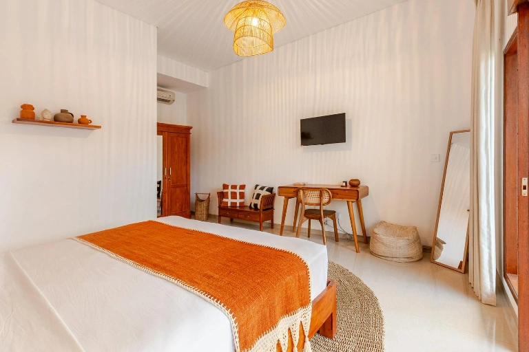 2CG6 | Casa Aura Villa | 2BR Villa | Canggu in Canggu - Image 5