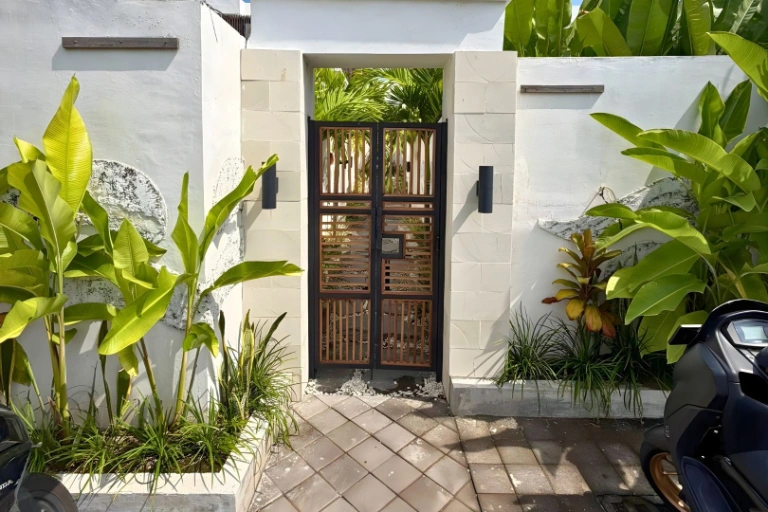 2BR Peaceful Villa Complex in Padonan, Canggu Only 10 Minutes from the Beach 🌴 in Canggu - Image 4