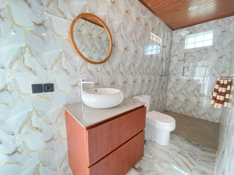 1BR Apartment in Cemagi in Seseh - Image 5