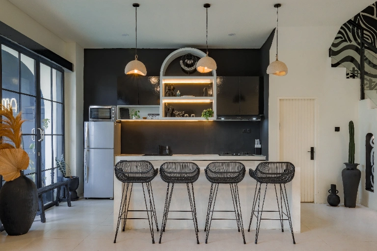 Luxury 2BR Villa w/ Rooftop Lounge, Dual Pools & Movie Projector  in Kuta - Image 2