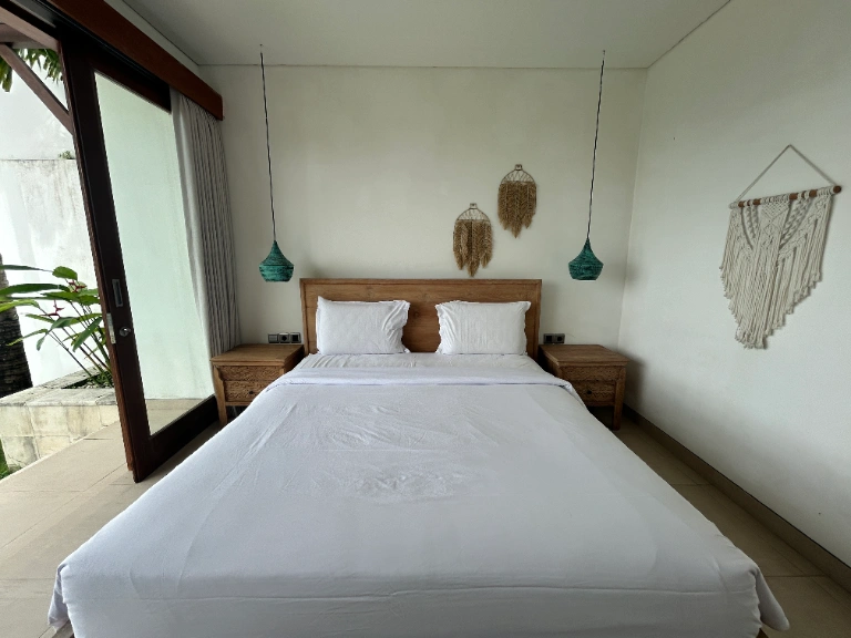 Luxury 4BR Villa w/ Infinity Pool, Ocean & Sunset Views in Uluwatu - Image 5