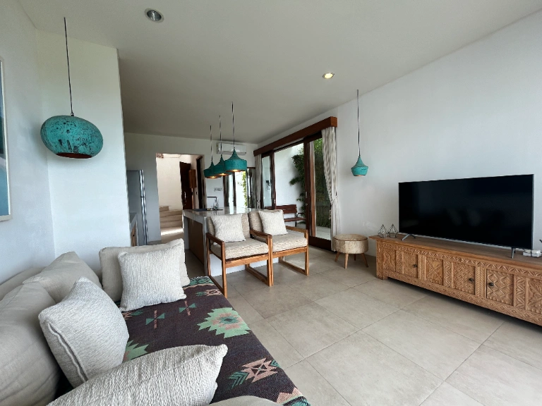 Tropical 1BR Modern Villa w/ Ocean, Volcano & Sunset Views in Uluwatu - Image 2