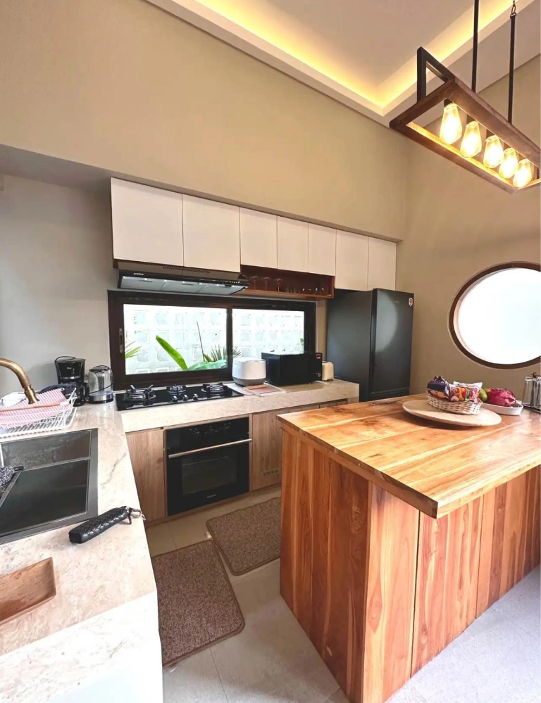 2BR near Kedungu Beach ,quite area and Pet allowed in Seseh - Image 4